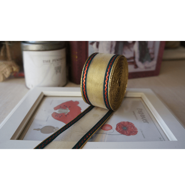Gold Mesh Wired Christmas Ribbon – 1.5" x 10 Yards, Red & Green Edges with Gold Trim | Laribbons Custom - laribbons Custom Shop
