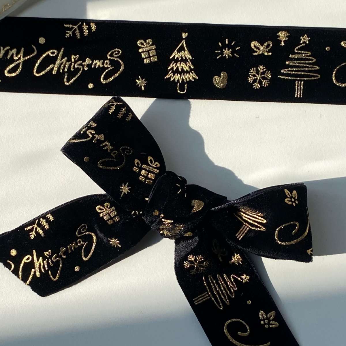 Custom Foil Stamped Velvet Ribbon with Logo – Luxury Gift & Retail Packaging | Laribbons Custom - laribbons Custom Shop
