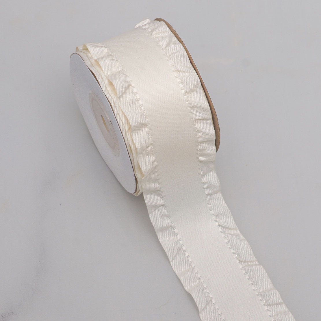 Custom Ruffled Edge Ribbon with Logo Printing – 1.5" Polyester Ribbon for Branding & Gift Packaging (100 Yards MOQ) | Laribbons Custom - laribbons Custom Shop