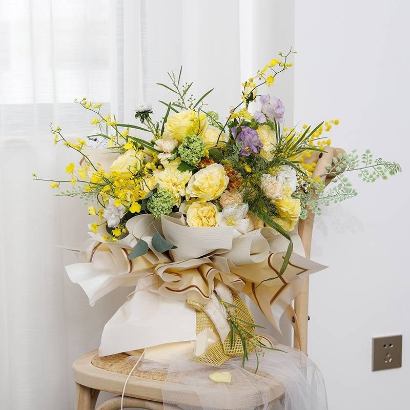 58x58cm Matte Film with Gold Trim Flower Packaging Sheets | P - HX038 | MOQ 100pcs | Laribbon Custom - laribbons