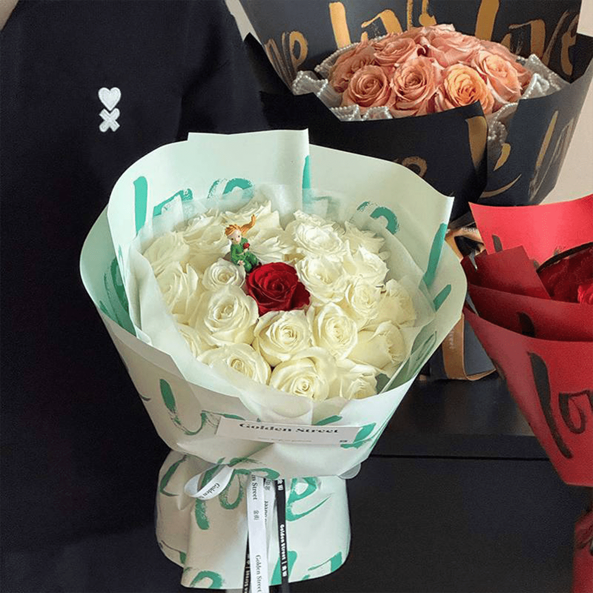 58x58cm BOPP "Love" Script Flower Packaging Sheets | P - YYZLOVE | MOQ 100pcs | Laribbon Custom - laribbons