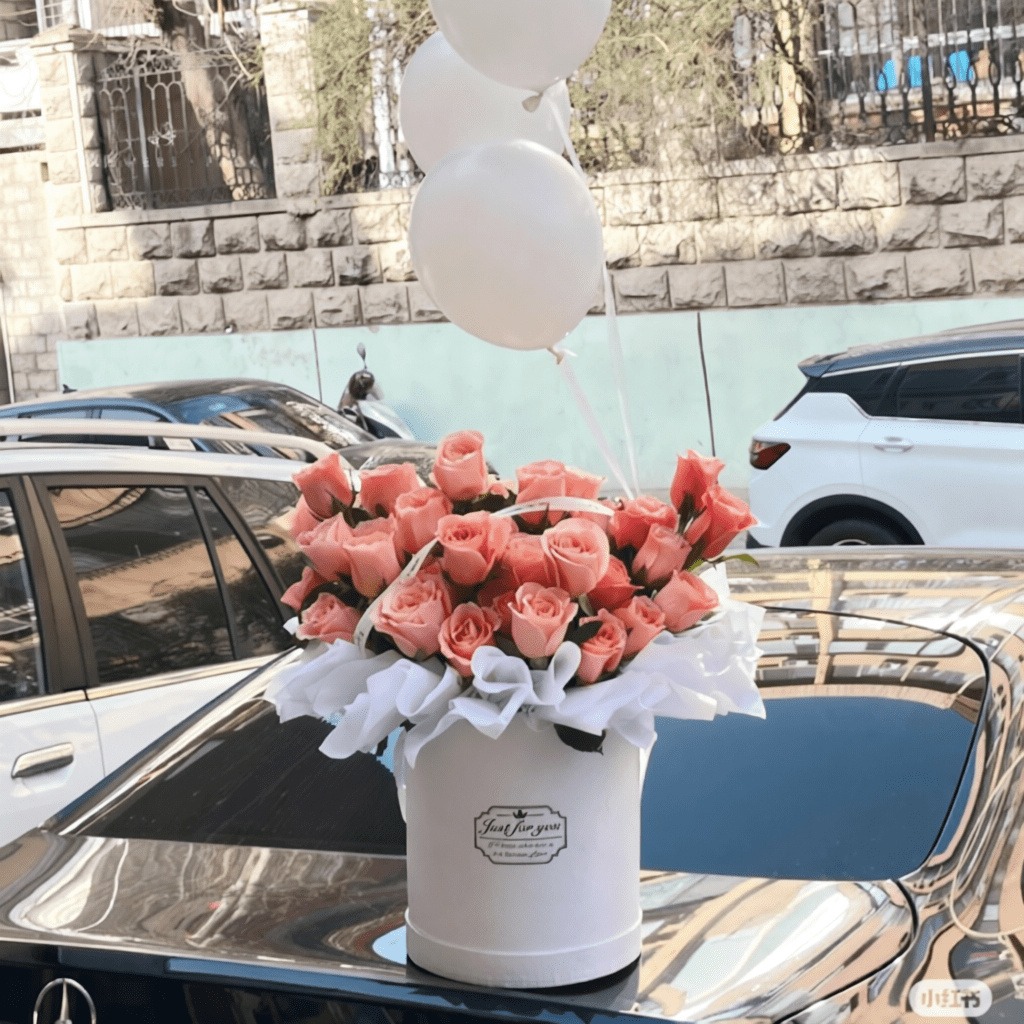 Round Flower Bucket Gift Box with Handle | B.SLBBT | Laribbons Custom - laribbons