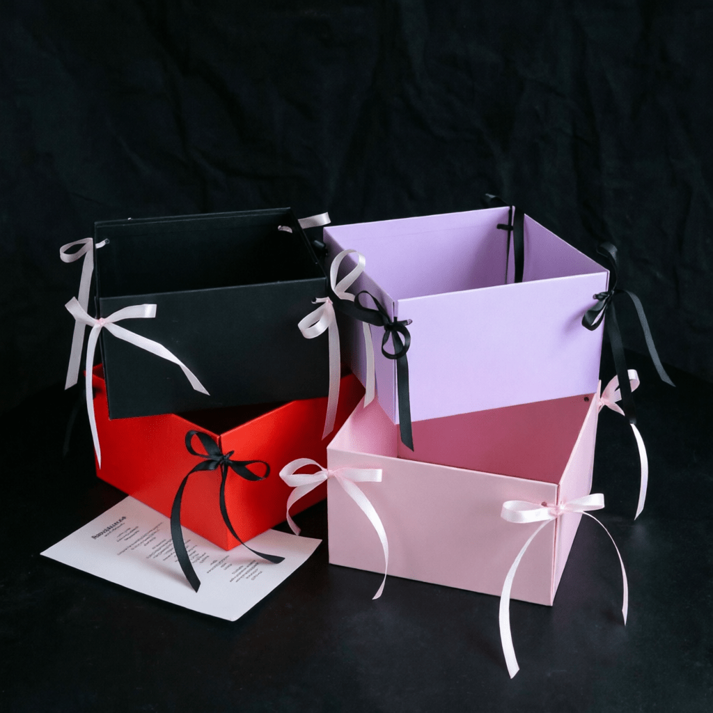 19.5×19.5×11.5cm Square Flower Gift Box with Ribbon Ties | BX - TXBDLH | Laribbons Custom - laribbons