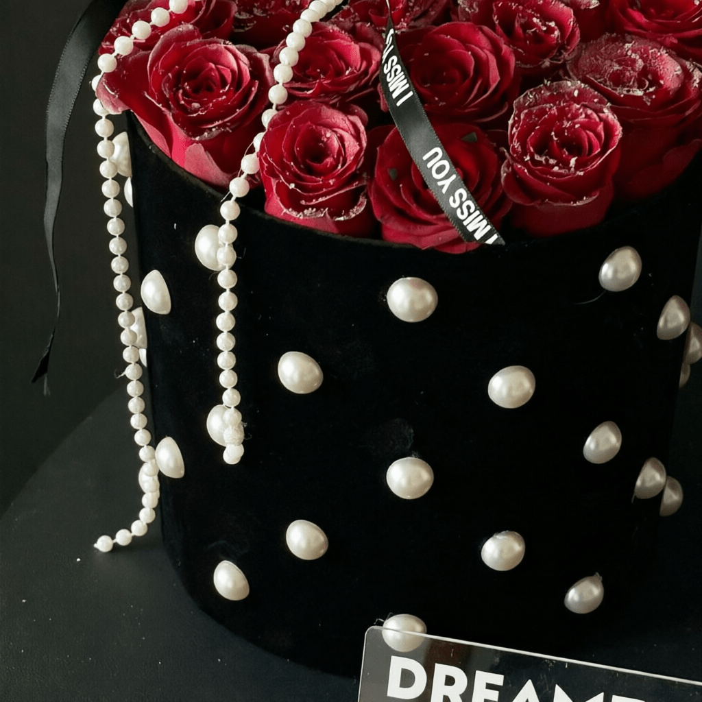 21.5×21.5cm Velvet - Finish Flower Gift Box | BX - ZZYTE | Laribbons Custom - laribbons