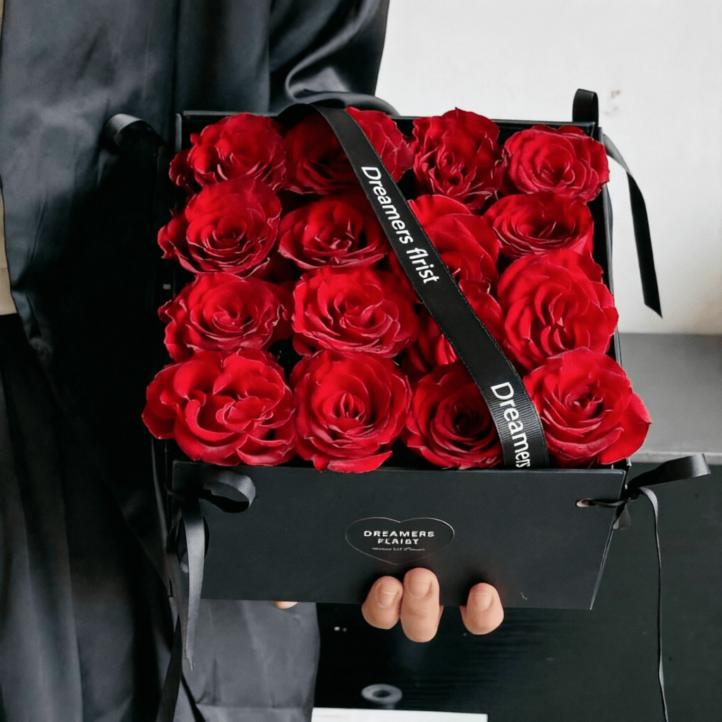 19.5×19.5×11.5cm Square Flower Gift Box with Ribbon Ties | BX - TXBDLH | Laribbons Custom - laribbons