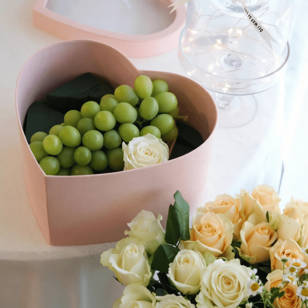 Heart - Shaped Flower Gift Box with Clear Window | BX - FSSJDTX | Laribbons Custom - laribbons