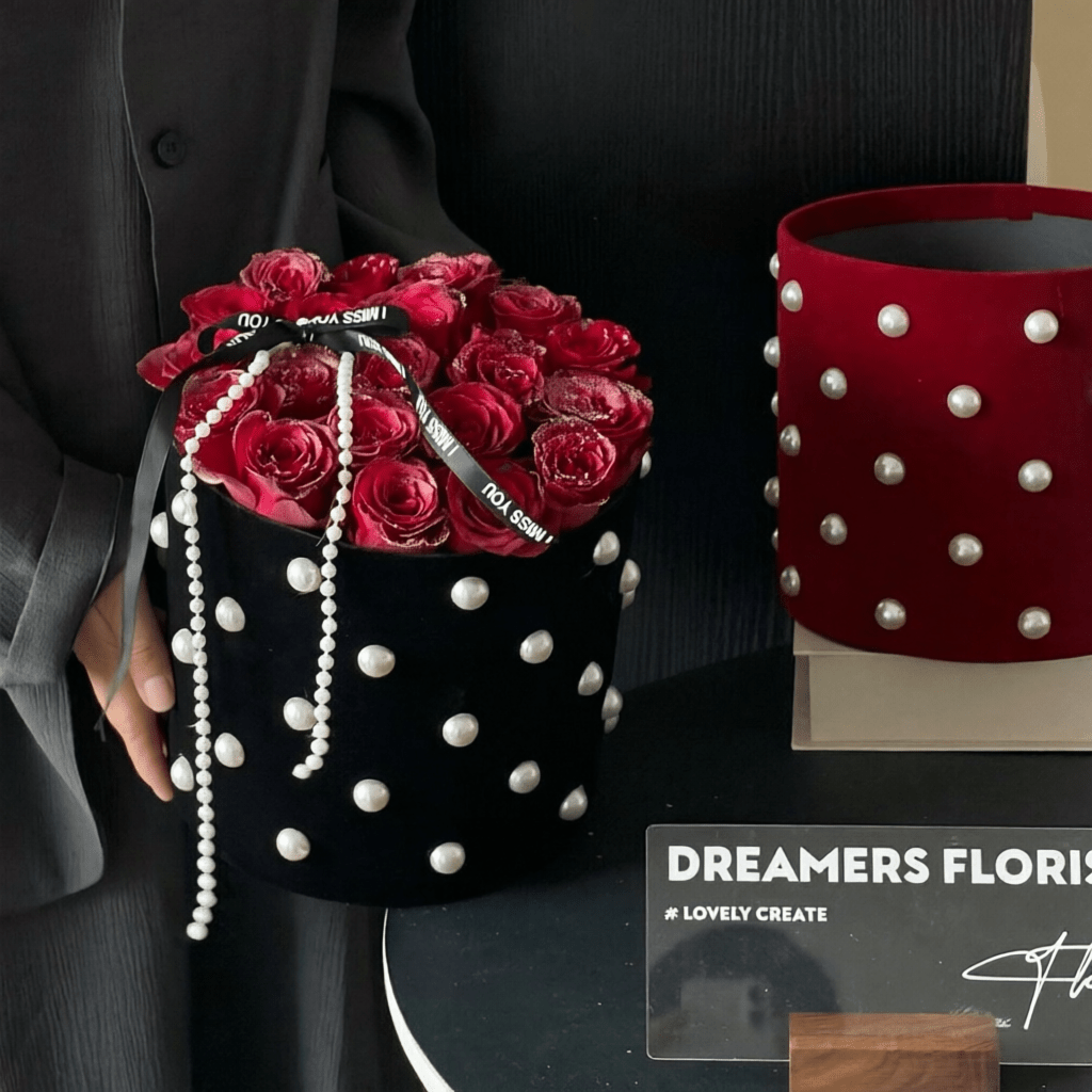 21.5×21.5cm Velvet - Finish Flower Gift Box | BX - ZZYTE | Laribbons Custom - laribbons